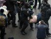 В центре Киева идут стычки протестующих предпринимателей и полиции