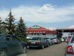 В Закарпатье на украинско-венгерской границе стоят сотни машин - очередь не уменьшается