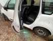 В Закарпатье неизвестные разбили стекло и "обчистили" авто 