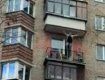 Мороз по коже: В Харькове молодой парень на глазах у прохожих выбросился с балкона
