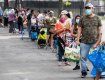 Последствия пандемии: В США очередь за бесплатной едой растянулась на полкилометра