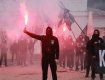 В Ужгороде выкрикивали националистические лозунги, жгли файеры и дымовые шашки