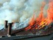 В Закарпатье мужчина получил ожоги, спасая дом от пожара