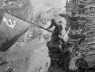 Ровно в 22 часа 50 минут 30 апреля 1945 г над Рейхстагом было водружено Знамя Победы