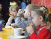 В Ужгороді харчування дошкільнят бюджет фінансуватиме тільки на 20% 