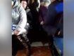 Закарпаття. В автобусі "Іршава - Берегово" на пасажирів падає сніг