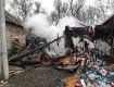 В Ужгороде пожар охватил самострой в цыганском таборе