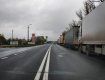 В Закарпатье на КПП Ужгород уже привычно гигантская очередь и жуткие условия