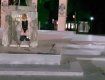 Видео с провокативным осквернением памятника Бандере во Львове тут же удалили
