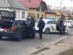 В Мукачево из-за задержания преступника на улице запаниковала вся улица