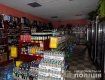 В Ужгороде троица преступников украла из магазина элитный алкоголь 