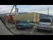 ДТП в Закарпатье: Автомобиль зажало под фурой
