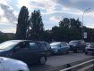 Пробки огромные: В Ужгороде прямо на мосту была масштабная авария