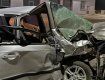 Ужасающее ДТП в Закарпатье: Автомобиль буквально сплющило, есть пострадавшие 