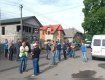 В Закарпатье обозленные люди устроили акцию протеста на дороге 