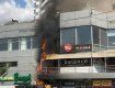 В Ужгороде ТЦ "Токио" охватил огонь 