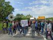 Возле Мукачево заблокирована главная трасса - протестующие требуют приезда губернатора
