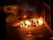 В Ужгороде дотла сгорел припаркованный во дворе автомобиль