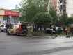 В Ужгороді іномарка "зрубала" мов сокирою 4 дерева і врізалася в рекламну конструкцію