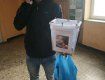 Бдительный житель Мукачево разоблачил липовых волонтеров