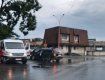 На дороге в Ужгороде не разминулись "простая" иномарка с джипом