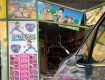 Іномарка у столиці Закарпаття знесла двері й "залетіла" у дитячий магазин