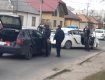 У Мукачево поліцейські з "мигалками" затримали цілу банду
