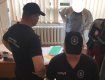 На Закарпатье полиция задержала главу отделения роддома на горячем - при получении взятки