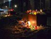 В Ужгороде зажигают свечи у стен Генерального консульства Венгрии