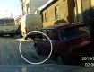 В Мукачево водитель маршрутки протаранил 2 авто и поехал дальше