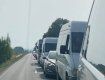 Водители стоят по 40 минут: На главной трассе в Закарпатье безумные пробки 