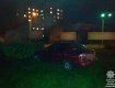 В Ужгороде водитель "припарковал" авто посреди круга