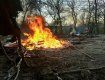 В Киеве радикалы из С14 разогнали табор цыган и сожгли их палатки