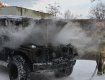 Печальный случай: Внедорожник Mercedes сгорел в Ужгороде 