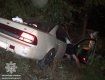 Авария в Закарпатье: Наркоман на Nissan протаранил дерево, передок всмятку 