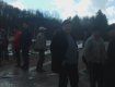 Закарпаття. На Свалявщині селяни протестують проти рубки лісу.