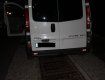 В Закарпатье на границе перевозчик заробитчан рискнул микроавтобусом ради сомнительной подработки