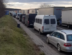 В Словакии, на границе с Закарпатьем, бесконечная очередь: заробитчане едут домой 