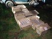 "Ниву", доверху запаковану контрабандними сигаретами, знайшли біля Тиси в Угорщині 