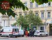 Жуткая трагедия: В Киеве самоубийца выпрыгнула из окна вместе с ребенком