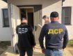 10 000 долларов США за вывоз кэша: В Закарпатье задержали таможенника