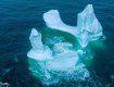 Фаллический айсберг снял фотограф из городка Дилдо 