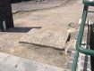 Деньги кончились?: "Шаровый" ремонт площади Петефи в областном центре Закарпатья