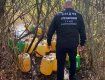 В Закарпатье работники нефтебазы систематически сливали тысячи литров горючего
