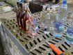 Словаки показали, как уничтожают алкоголь, изъятый на границе с Закарпатьем
