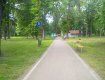 Доріжки в парках Ужгорода весь день мили та дезінфікували