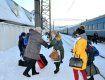 Дети из прифронтовой Луганщины приехали на зимний отдых в Закарпатье