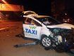 Один улетел в кусты: На Закарпатье такси разбилось об "Шевроле" 