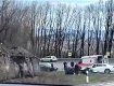 Авария в Закарпатье: на повороте легковушка врезалась в отбойник, передок всмятку