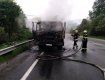 В Закарпатье на трассе Киев-Чоп вспыхнула грузовая Tatra - столб дыма был виден издалека 